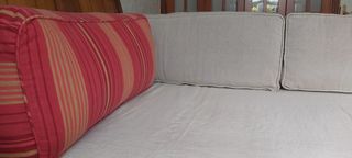 2 Cuadrantes de cojin. 100 €