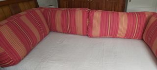 2 Cuadrantes de cojin. 100 €