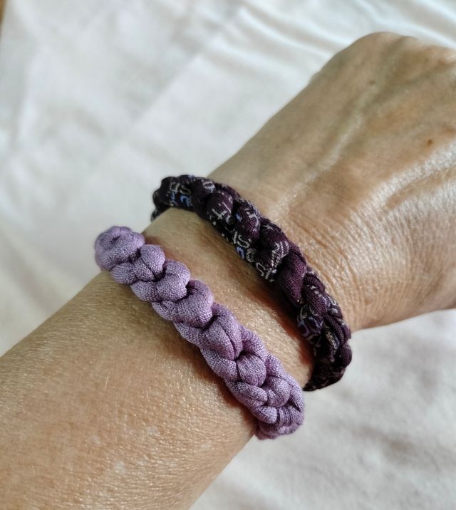 14 pulseras trapillo