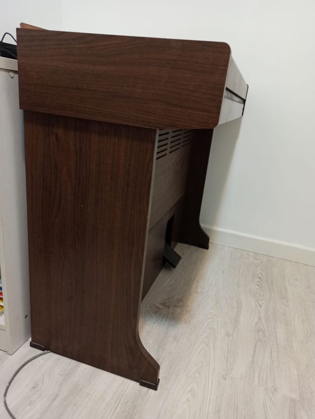 PIANO YAMAHA - CAJA DE RITMOS YAMAHA