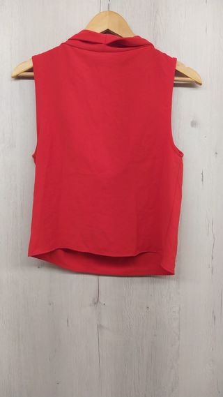 Blusa Zara Roja escote