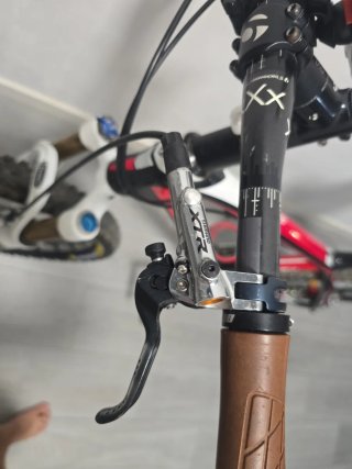 Bicicleta Carbono Trek Elite 9.8