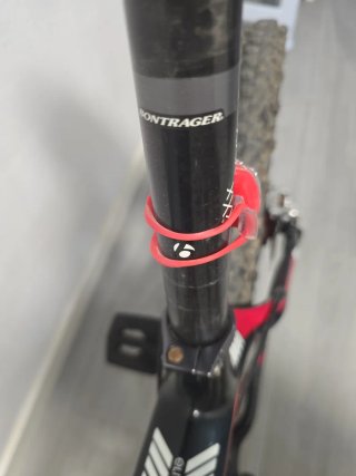 Bicicleta Carbono Trek Elite 9.8
