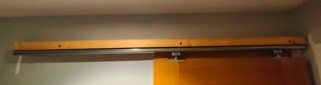 URGE Puerta corredera con cristal. Negociable