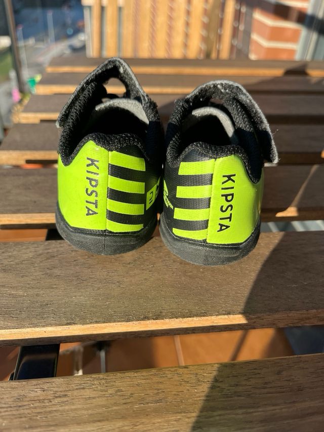 Zapatillas niño fútbol n.25