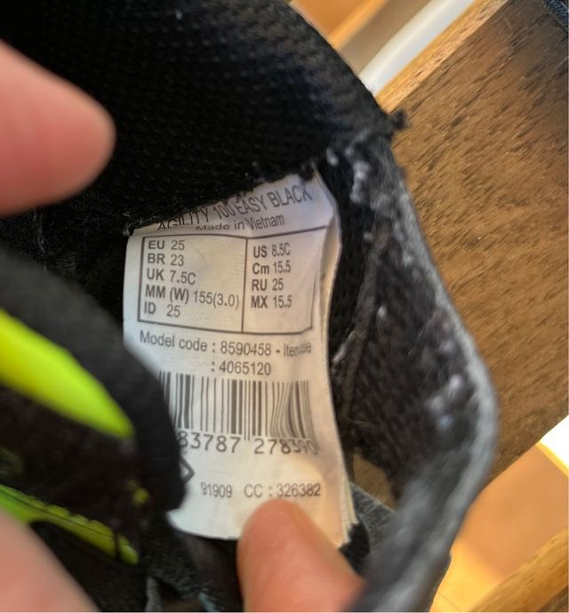 Zapatillas niño fútbol n.25