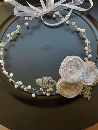Tiara/diadema con aire vintage boda, comunión