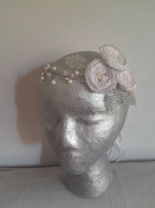 Tiara/diadema con aire vintage boda, comunión
