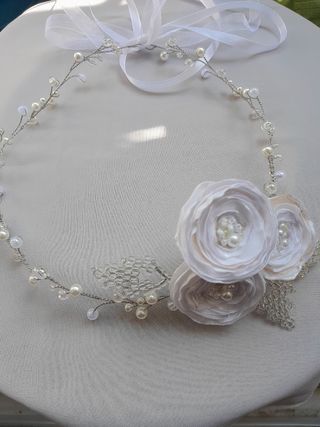 Tiara/diadema con aire vintage boda, comunión