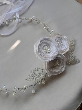 Tiara/diadema con aire vintage boda, comunión