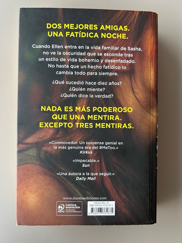 Tres pequeñas mentiras