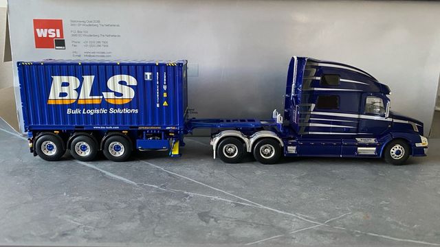 Wsi 1/50 Vancotrans Volvo VN