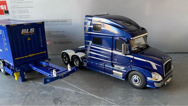 Wsi 1/50 Vancotrans Volvo VN