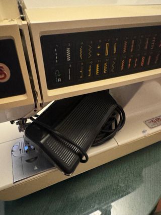 Maquina Coser Portatil Electrica SINGER 2010