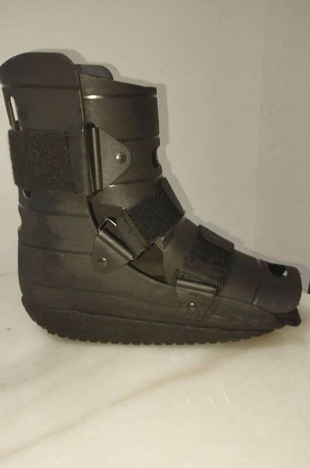 Bota Walker DJO con válvula de inchado