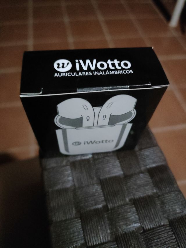 Auriculares inalámbricos iWotto