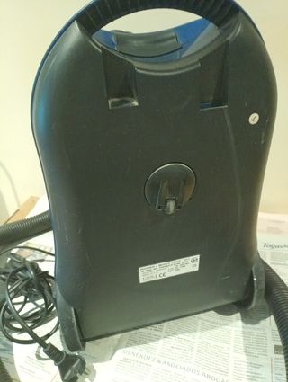 Aspirador HOOVER TELIOS 1400 con Bolsa.