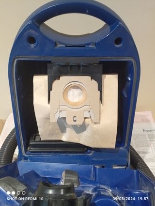 Aspirador HOOVER TELIOS 1400 con Bolsa.