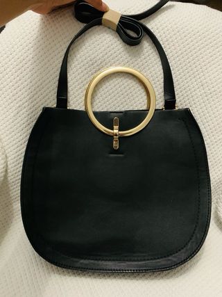 Cartera negra