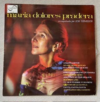 LOTE 9 LP+2 sg MARÍA DOLORES PRADERA. (1 lp doble)