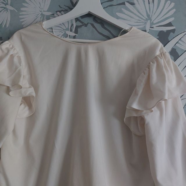 Camisa con volantes Zara edición Limitada. XS