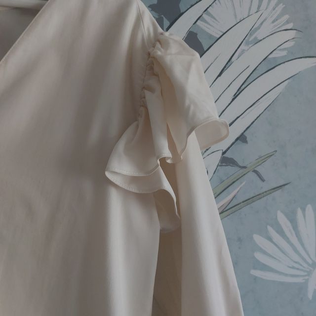 Camisa con volantes Zara edición Limitada. XS