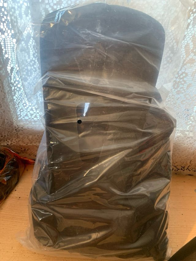 Arnes y casco gardimero