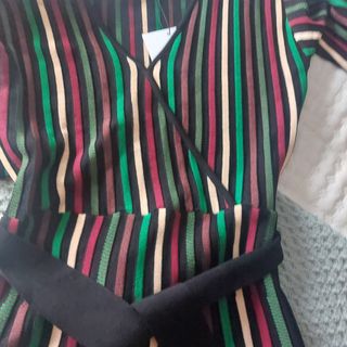 Vestido marca Suncoo rayas con cinturón. XS