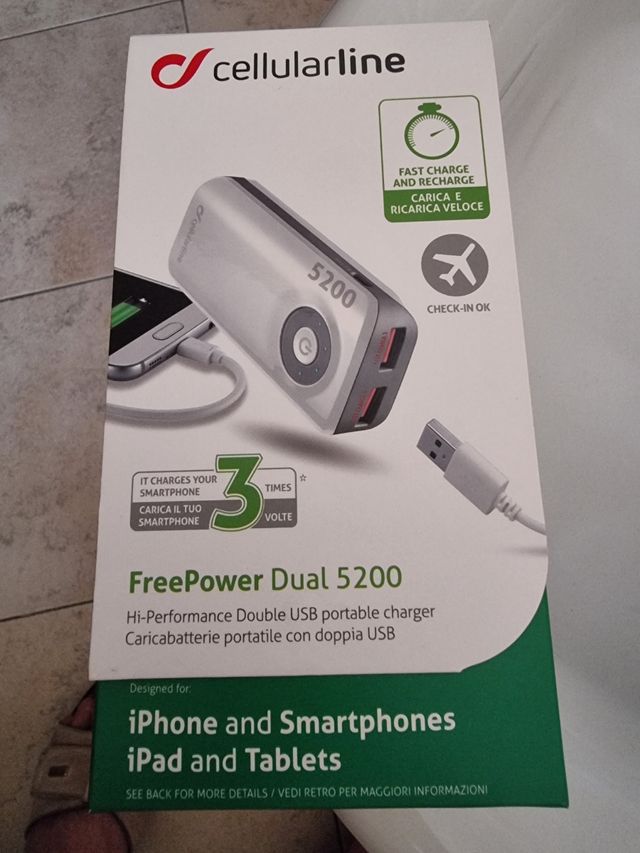 Powerbank Cellularline con due entrate