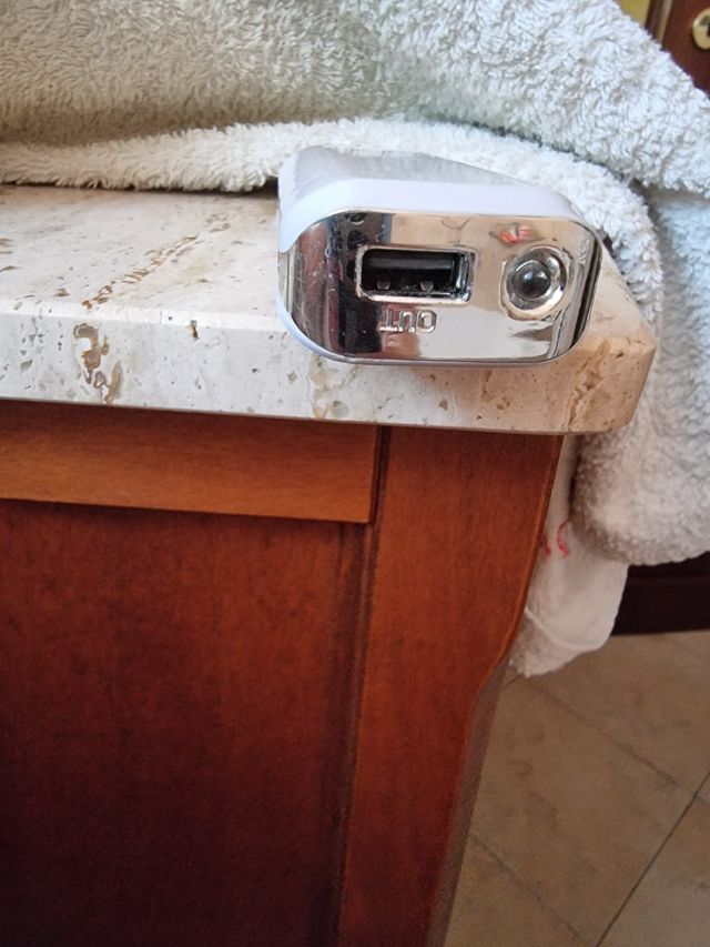 Powerbank Cellularline con due entrate