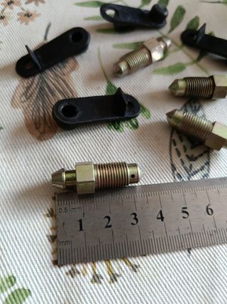 Tornillo Purgador Land Rover DefenderTD5