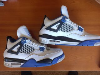 Jordan 4 