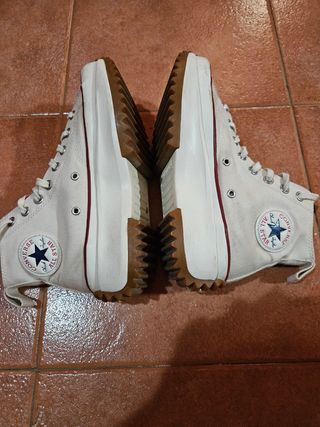Converse run star hike