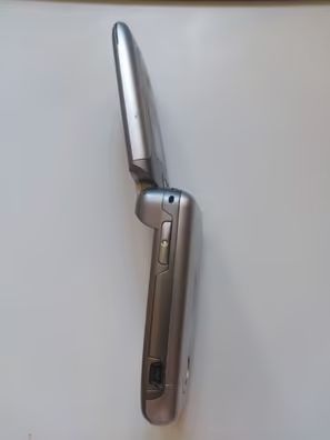 Movil Motorola V360 como nuevo con cargardor.