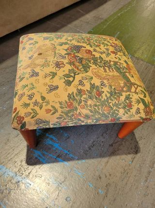 TABURETE BAJO VINTAGE