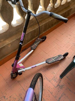 Patinete tres ruedas