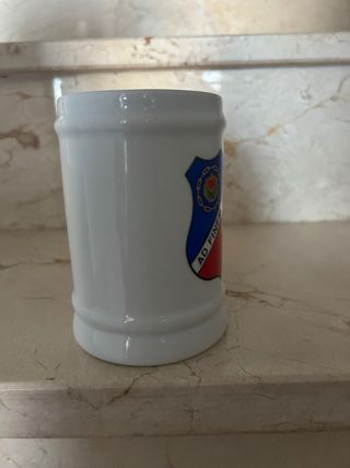Jarra ceramica insignia Las Esclavas.