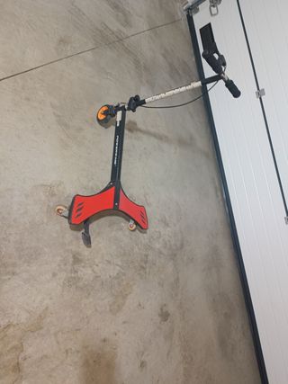 Patinete Razor derrape.