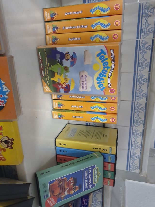 Nastri VHS per bambini degli anni '90
