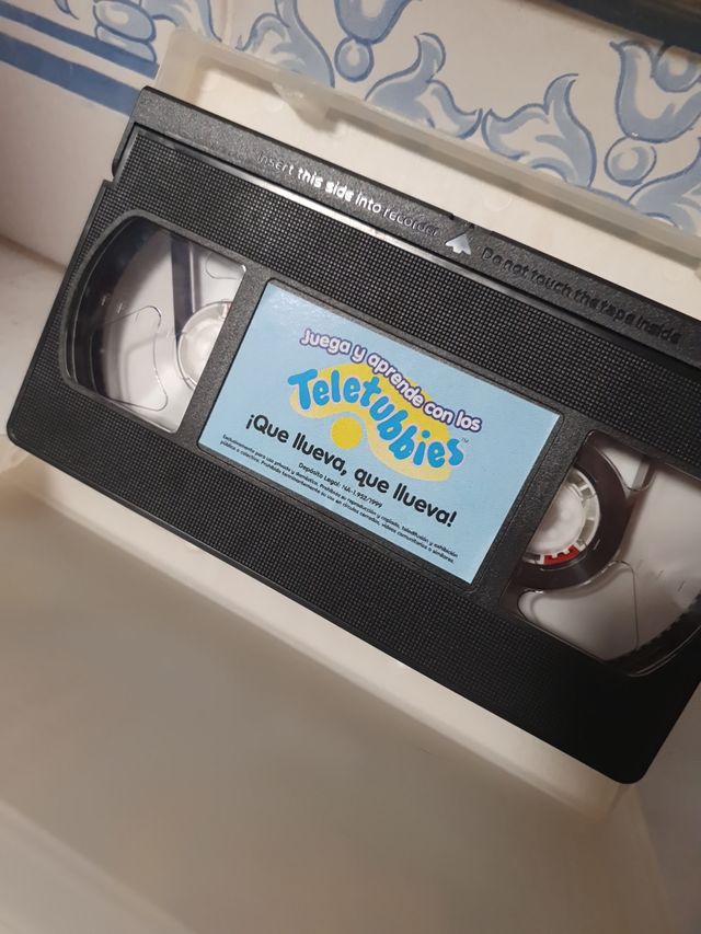Nastri VHS per bambini degli anni '90