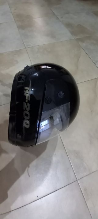 4 Cascos de moto 