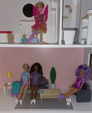 Lote barbie( casa, coche, barbies)