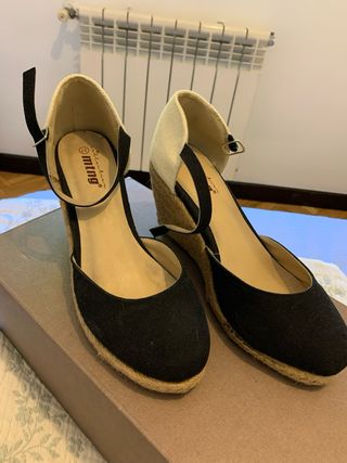 Alpargatas Mustang talla 37