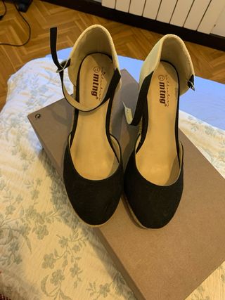 Alpargatas Mustang talla 37