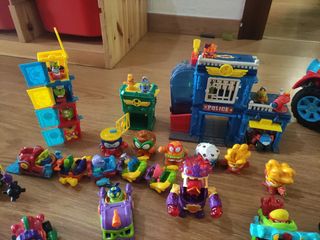 Lote juguetes superthings