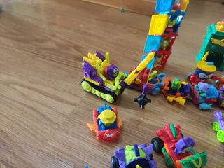 Lote juguetes superthings