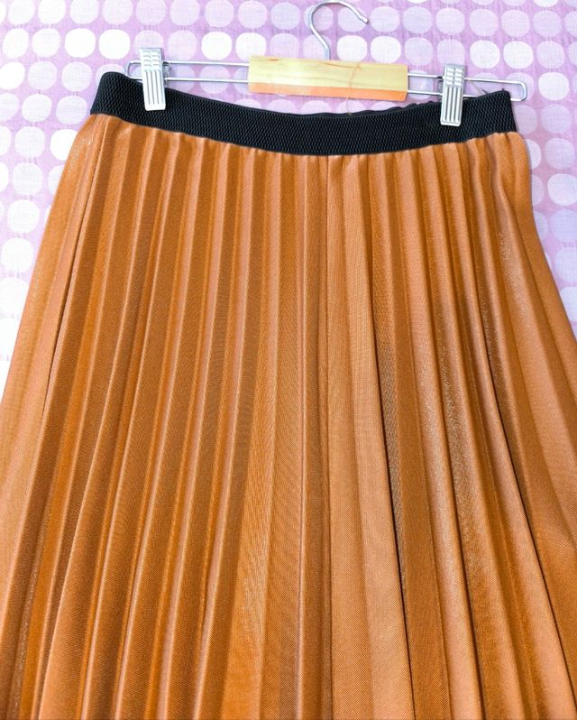 Saia com pregas