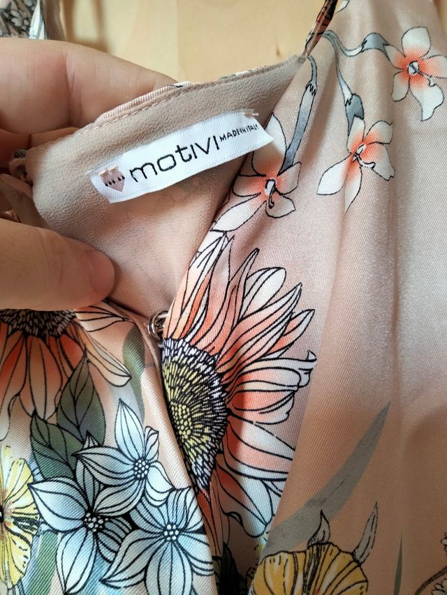 Tuta elegante motivi