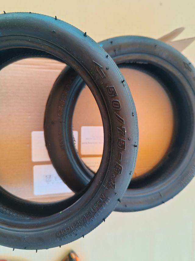 Neumáticos patinetes nuevos 8,5 *2