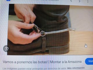 Casco y espuelas hipica